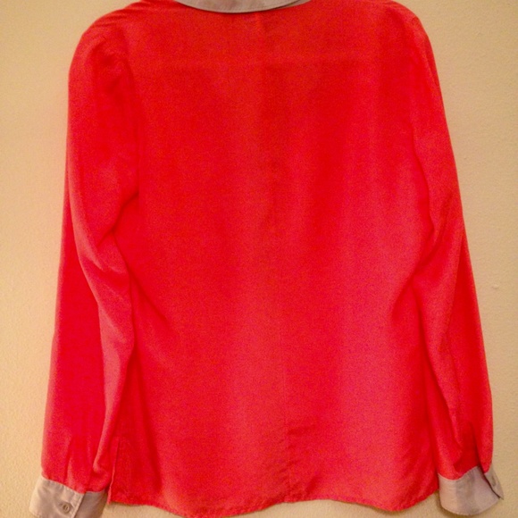TROUVE 100% Silk Color Block Button-Down Blouse - Picture 6 of 6